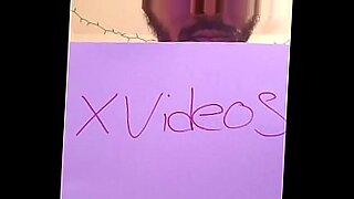 Erotyczny kunszt VeryDarkMan uwodzi w kolekcji Xvideo.
