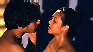 Escena sensual de sexo de Angeli Khang Vivamax
